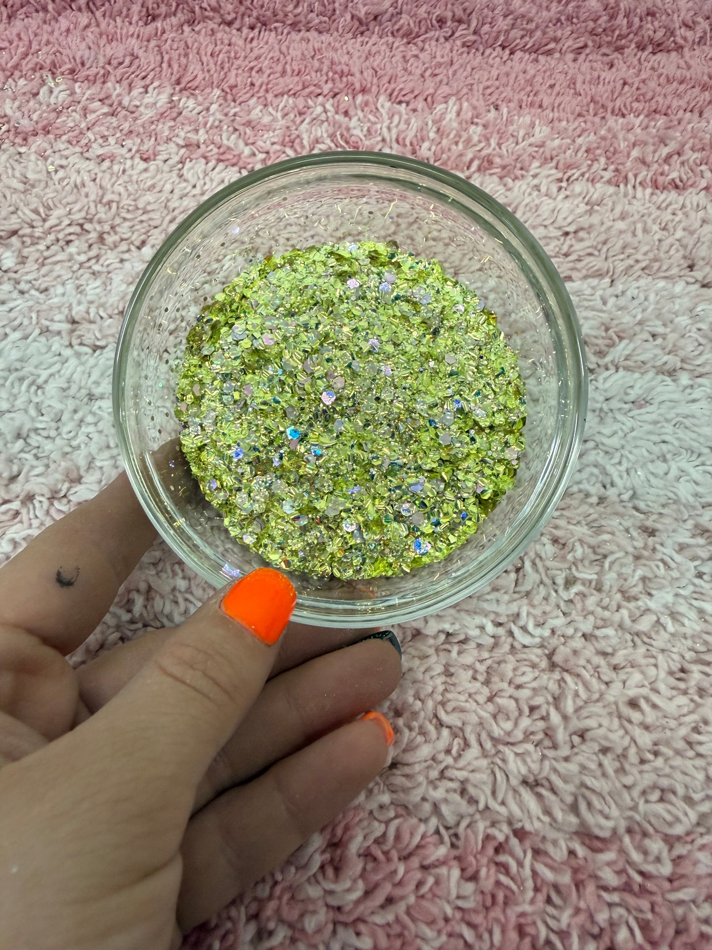 Jeweled Kiwi - Chunky Mix Glitter