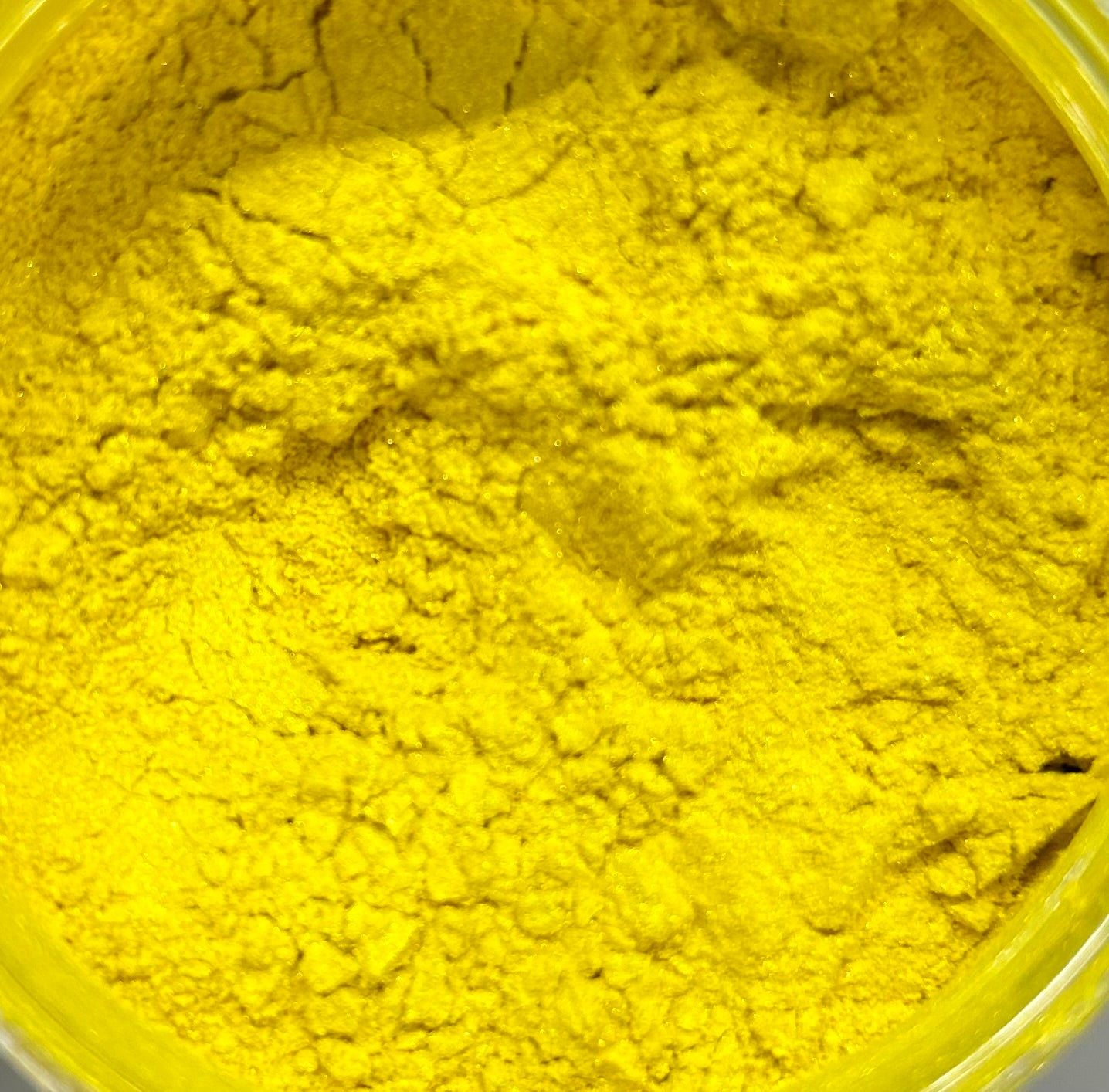B-A-N-A-N-A-S - Mica Powder