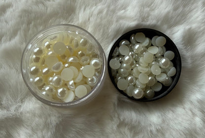 6mm Flatback Pearls