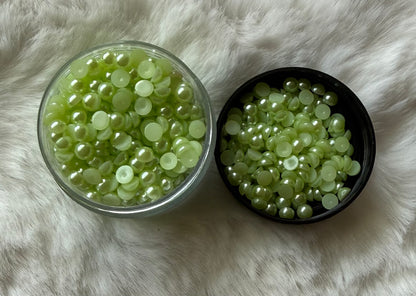 4mm Flatback Pearls