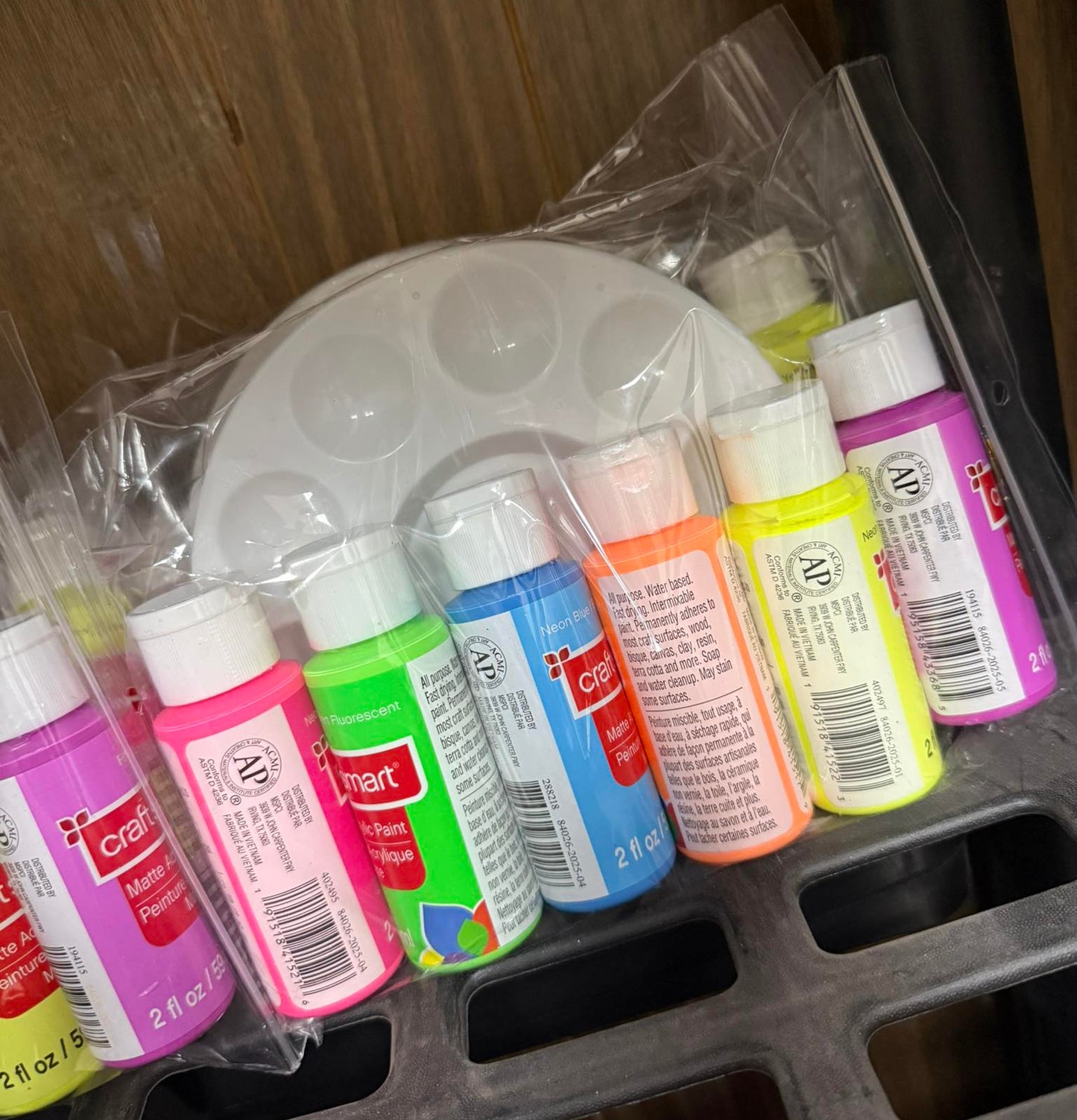 Neon Paint Set (6 Colors + 1 Palette)
