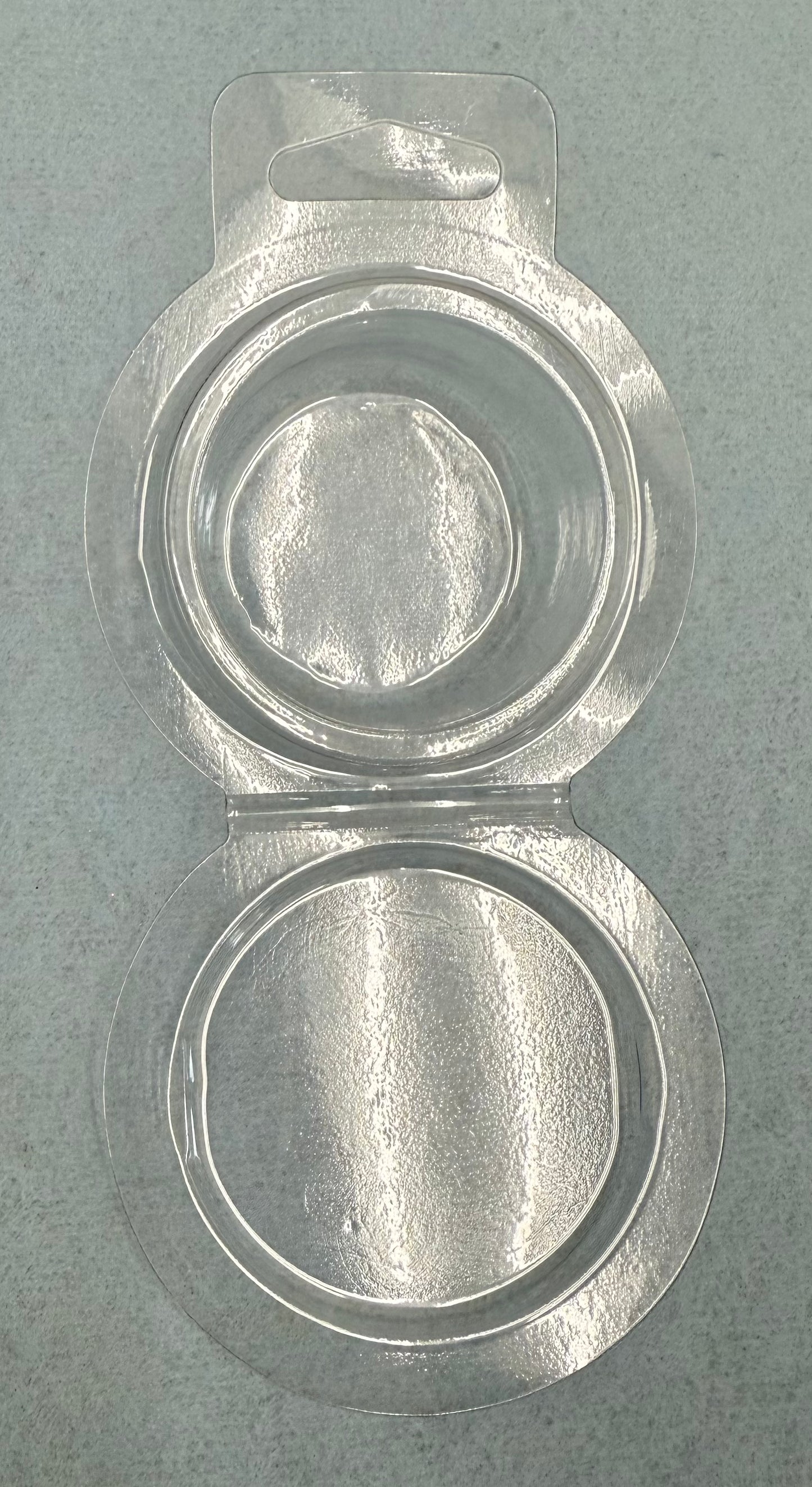 Single Round Clamshell