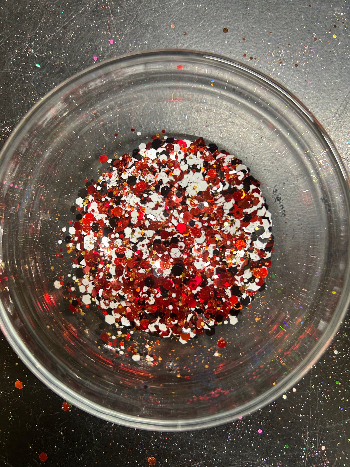 Queen of Hearts - Chunky Mix Glitter