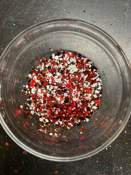 Queen of Hearts - Chunky Mix Glitter