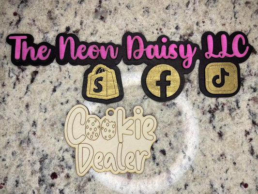 UNFINISHED Cookie Dealer Charm