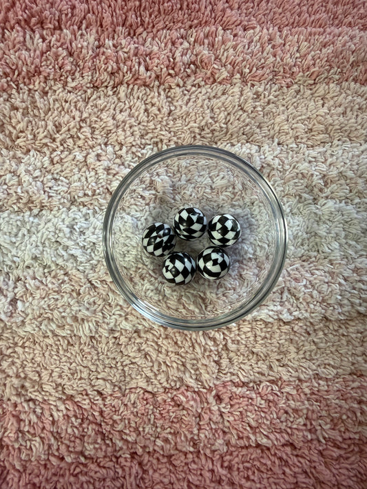20mm Checkered Bubblegum Beads (5 Beads In A Pack)